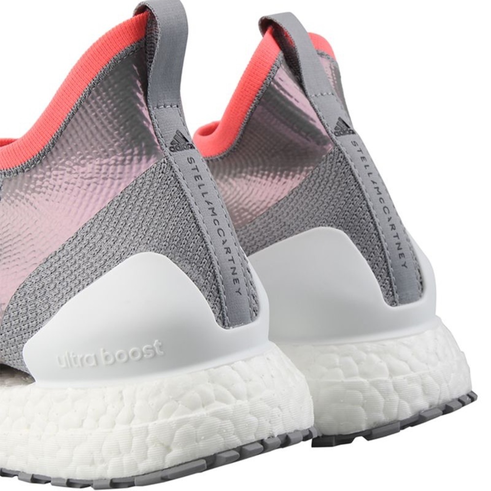 Adidas Ultraboost by Stella McCartney - Picture 3 of 8